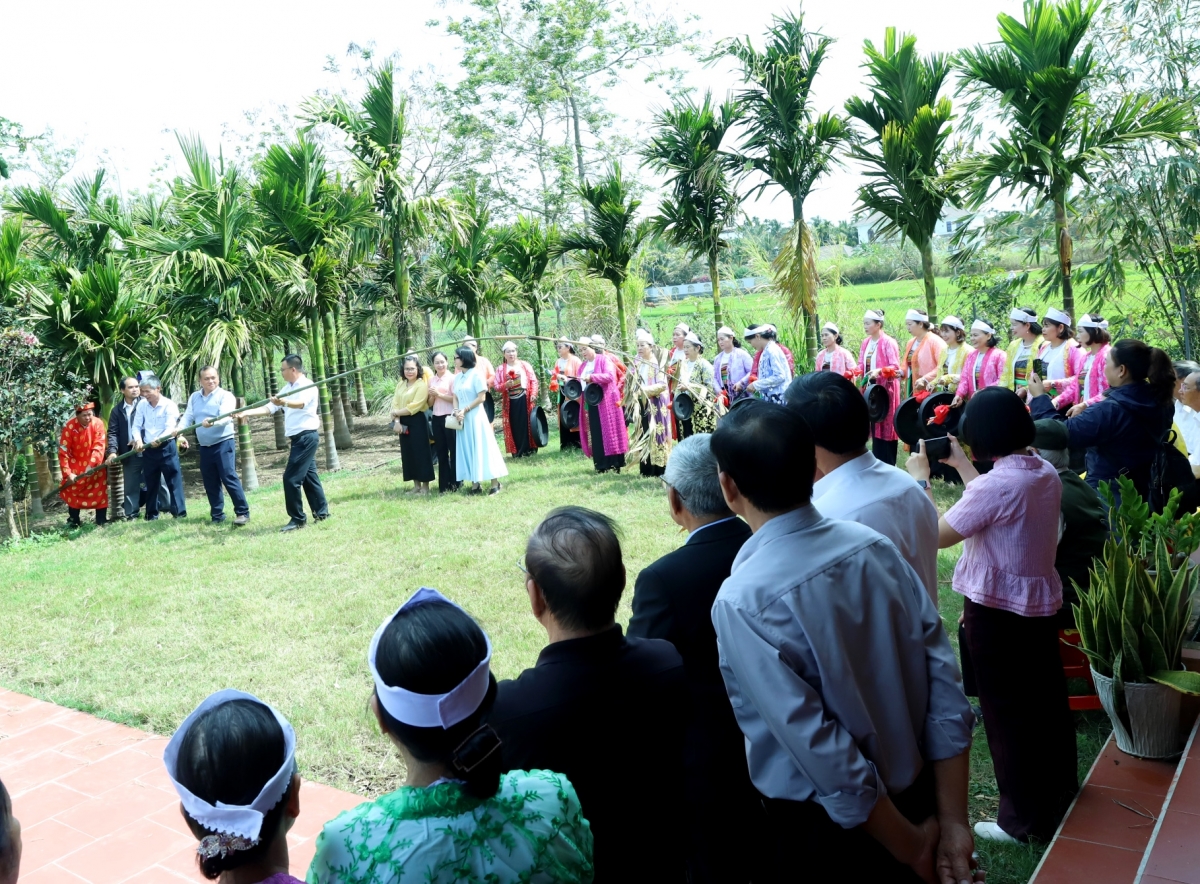 Người Mường ở Đắk Lắk rộn ràng Lễ Khai hạ